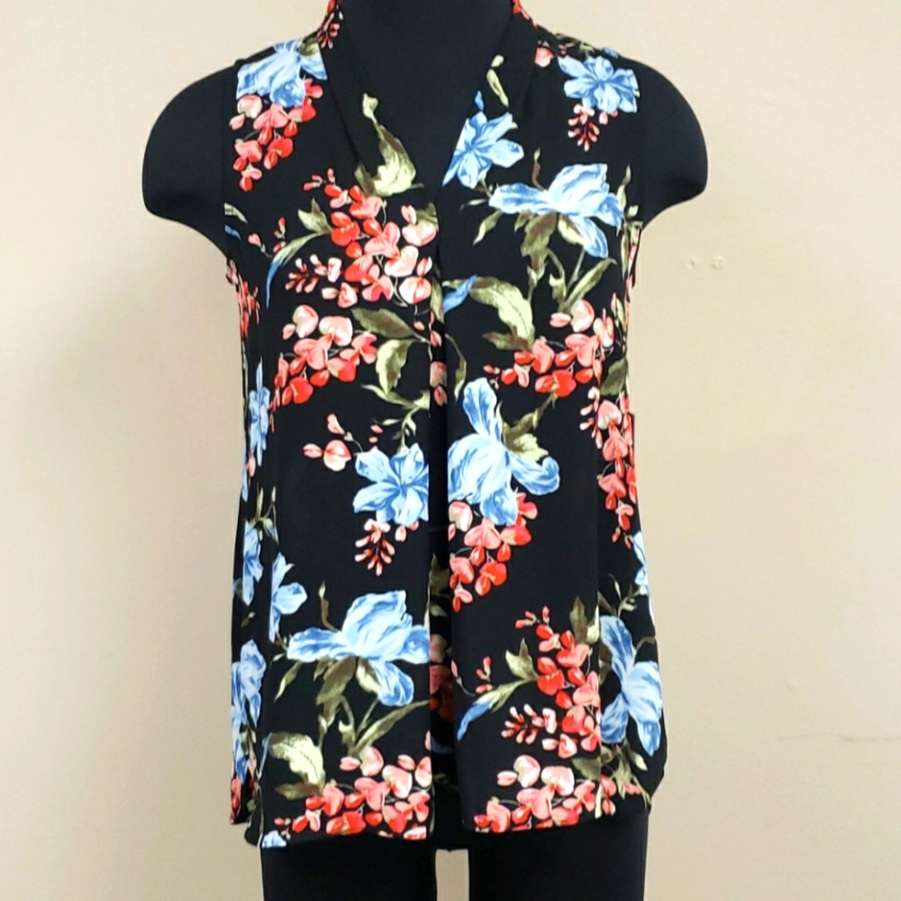 Vince Camuto Wildflower Top - Size X-Small